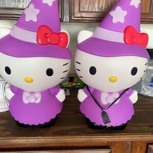 Hello Kitty Halloween Witch Decor